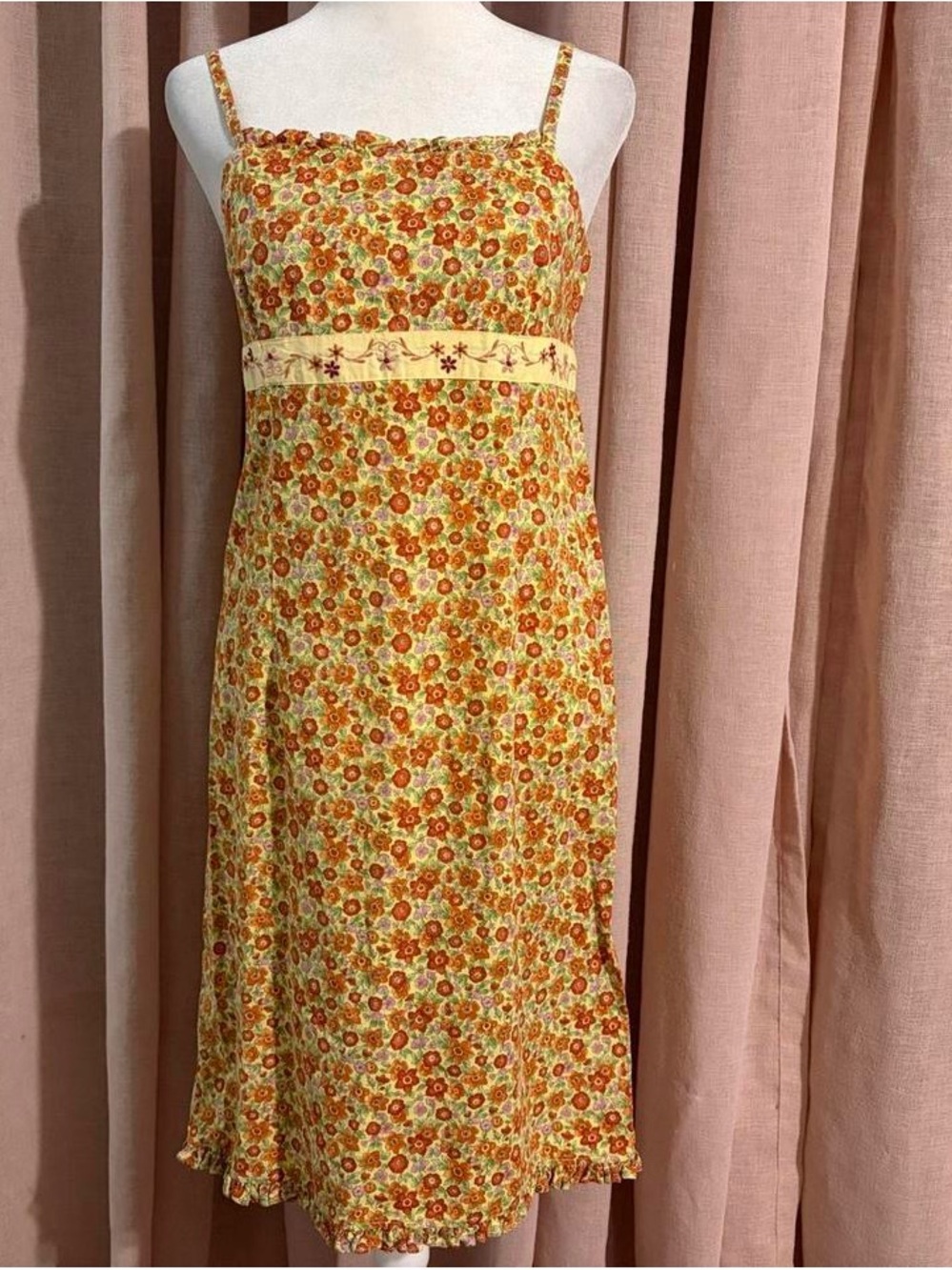 American Eagle Outfitters Yellow Embroidered Floral Babydoll Dress Sz 2